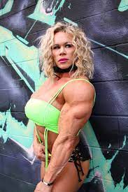 New Model: Aleesha Young - Ultimate Clip Store