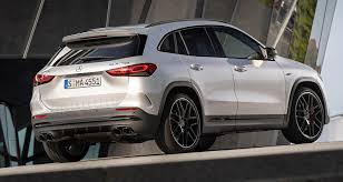 The gla 45 has the most horsepower of any luxury crossover its size. Neu Bei Mercedes Amg Gla 35 Und Gla 45 Alles Auto