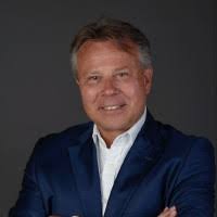 30+ "Roger Alt" profiles