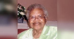 Wendy Broughton's Instagram, Twitter & Facebook