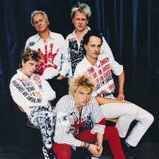 Statt bisher 20,00 jetzt 12,00 €! Die Toten Hosen On Twitter Heute Vor 25 Jahren Veroffentlichten Wir Mit Opium Furs Volk Das Erste Album Auf Unserem Eigenen Label Jochens Kleine Plattenfirma Dieser Schritt In Eine Ungewisse Zukunft War Eine