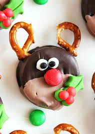 Glacage Biscuit Noel Le Renne Rudolph Et Le Pere Noel A Grignoter Comment Coudre Biscuit De Noel Friandises De Noel