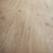 Logoclic Vinto Laminat Eiche Venetia 1 285 X 192 X 8 Mm Landhausdiele Bauhaus