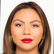 Just a girl...working her dream job with a dream team. When I first start  working beauty, I told my mentors I wanted to help launch a hair brand one  day...and HERE WE