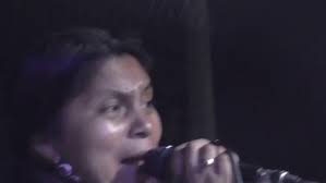 FLORA VASQUEZ en vivo . K'aytu bombacha.