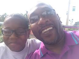 Derrick Hull (@drrckhull)