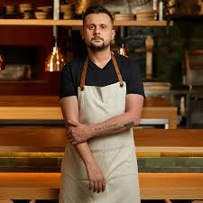 Şef Fatih Tutak ve The Peninsula İstanbul, Haziran 2023'te Gallada  Restaurant ve Topside Bar'ı Açacak İstanbul'un beğenilen restoranı, iki  Michelin yıldızlı ilk Türk restoran olan TURK FATIH TUTAK'ın şefi Fatih  Tutak, 2023