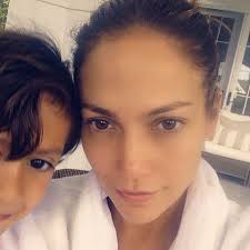 Jennifer lopez spielt ihre beste rolle. 12 Photos Of Jennifer Lopez In No Makeup J Lo Without Makeup