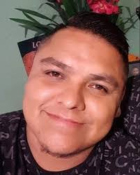 Denise Arechiga's Instagram, Twitter & Facebook