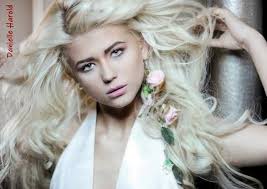 Danielle Harold (Lola Pearce) : r/EastendersWomen