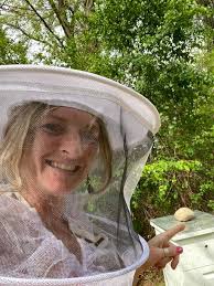 Hands-on beekeeping class at our farm