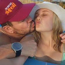 Chris Coombs (amachrisc)