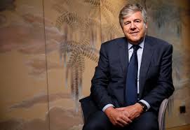 Deutsche bank's chief executive josefackermannjosef ackermann has probably been dreading the arrival of this week since judges ordered a retrial of his controversial mannesmann case late last year. For Ackermann America First Means Europe Needs Bank Mergers Bloomberg