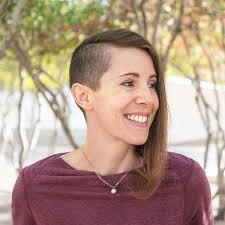 Lorrie Gray's Instagram, Twitter & Facebook