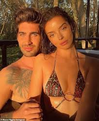 She appeared as an islander on season 5 of the revived series of love island. Love Island Star Maura Higgins Is Dating Strictly Professional Giovanni Pernice Geeky Craze