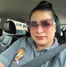 Carro del presidente Daniel Noboa fue apedreado durante visita a #Cañar" El  vehículo en el que se transportaba el presidente de la República, Daniel  Noboa, fue apedreado la mañana de este martes