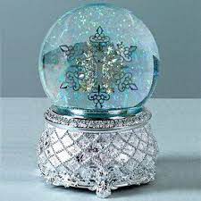 Who can resist a little winter. Musical Snowflake Snowglobe Snow Globes Christmas Snow Globes Musical Snow Globes