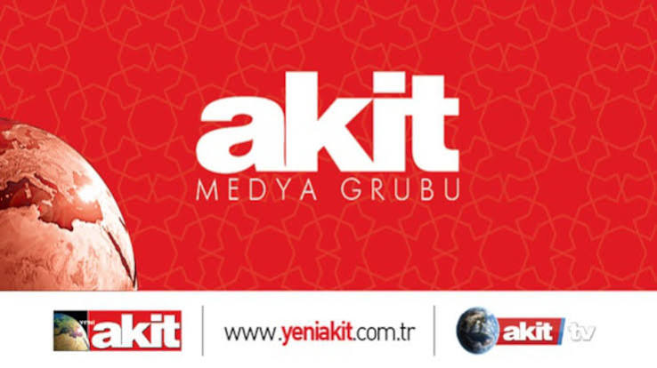 Yeni Akit'in Twitter hesabında 'ensest ve fordçu" hesap beğenildi