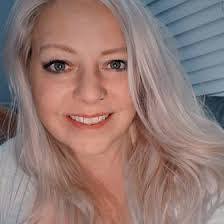 Amber Wisener's Instagram, Twitter & Facebook