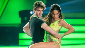 View latest posts and stories by @renata_lusin renata lusin in instagram. Moritz Hans Verletzt Unfall Drama So Geht Es Dem Let S Dance Star Jetzt News De