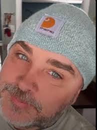 Today's my birthday but because of my condition no one ever wishes 😭💔