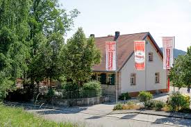 Mit ihrer hilfe können andere von erfahrungsberichten aus erster hand profitieren! Unser Haus Restaurant Kastanienhof Mit Biergarten In Pleinfeld Frankisches Seenland Restaurants Franken Brombachsee Nurnberg Bayern