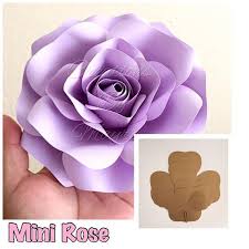 Basic instruction to make giant paper flowers: Hardcopy Paper Rose Templates Diy Paper Roses Read Etsy Decoracao Flores De Papel Artesanato E Faca Voce Mesmo Faca Voce Mesmo