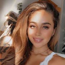 Mit ihrer natürlichen und humorvollen art hat sich melissa damilia schnell in die herzen der zuschauer katapultiert. Bachelorette 2020 Love Island Melissa Verteilt Jetzt Die Rosen Die Bachelorette
