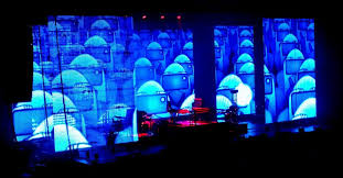 From jean michel jarre's europe in concert: Critique Concert Jean Michel Jarre Maudit Beau Trip Electr On Ique Dans Ta Face Voir Ca