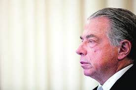 Pelo menos 51 crianças raptadas em 12 meses. Ricardo Salgado Detido No Ambito Da Operacao Monte Branco Bes Publico