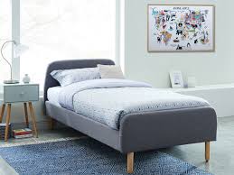 Les photographies permettent de préserver et d'afficher nos plus beaux souvenirs, les encadrer leur donne en plus un aspect décoratif. Toile Imprimee Encadree Enfant Animal World 50x70 Cm