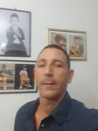 APOYANDO A UN GRANDE 🇨🇺⚾️💪🏽 Uno de los momentos mas especiales del fin  de semana que he tenido fue gracias a este señor, quien me escribió este  sábado para saludarme y regalarme