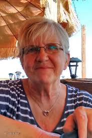 In loving memory of Suzanne Rose Aicher