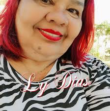 Carlos Drummond de Andrade, poema “Memória” encontrado no livro “Antologia  Poética” editora Companhia das Letras.