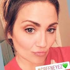 Laura Mickel in people