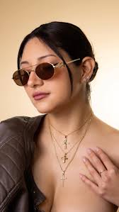 ✨ Cuida lo que más brilla en ti ✨ Tus joyas son tesoros que merecen  atención especial. #GrimantiJoyería #CuidadoDeJoyas #BrilloEterno  #JoyasDeLujo #TipsDeJoyería #Diamantes #Oro18k #LujoQueDura  #JoyasExclusivas #JoyeríaMinimalista