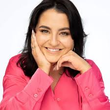 Pamela Joyce's Instagram, Twitter & Facebook