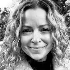 Diane Sova's Instagram, Twitter & Facebook