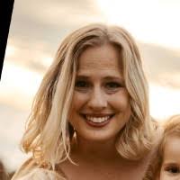 60+ perfiles de «Tegan»