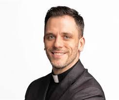 Alex Shea's Instagram, Twitter & Facebook