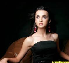 Suntiros actress tv pic : Actress Rashmi Shefalitayal