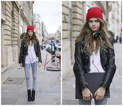Cara Delevingne Stylechi Red Beanie Hat Black Leather Jacket Light Blue Denim Skinny Jeans White T Short Hea Moda Estilo Ropa De Moda Estilos Urbanos Elegantes