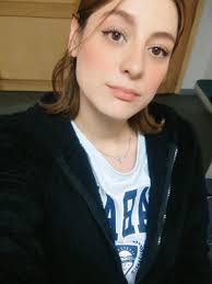 Que no se me olvide lo que Dios piensa de mi a pesar de mis errores ❣️