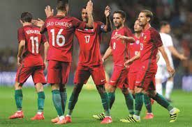 Portugal ficou pela fase de grupos do europeu de futebol feminino, ao perder frente à inglaterra. Selecao Portuguesa De Futebol Solidaria Com Vitimas De Incendio
