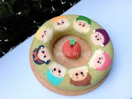 白雪公主和七個小矮人的故事還在繼續 chiffoncake decochiffoncakes 造型戚風蛋糕 戚風蛋糕 cutefood cartoon cake cute desserts cute cakes