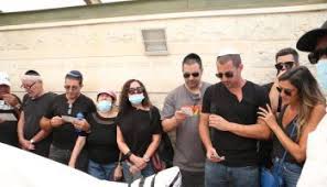 ויקי פרץ, שחקן העבר של נבחרת ישראל,. Kuyjjckxtzz2am