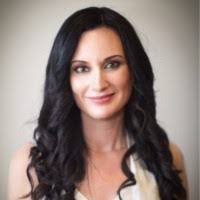 Claudia Hinrichsen's Instagram, Twitter & Facebook