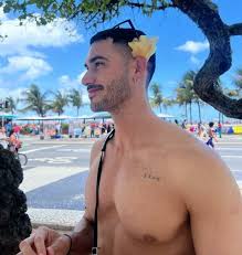 Fotos y videos de Alejandro Speitzer siendo sexy boxeador - Homosensual