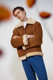Sandro Fall 2020 Menswear Fashion Show Collection See The Complete Sandro Fall 2020 Menswear Collection Mode Homme Hiver Blouson Homme Hiver Vetements Homme