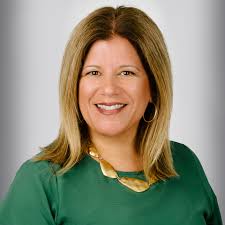 Karen Boggess's Instagram, Twitter & Facebook